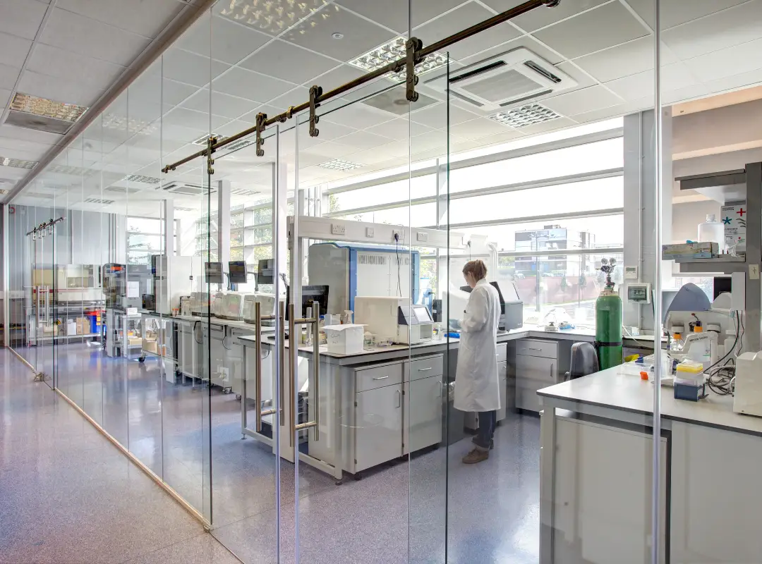 Bioscience Lab – Liverpool (7)