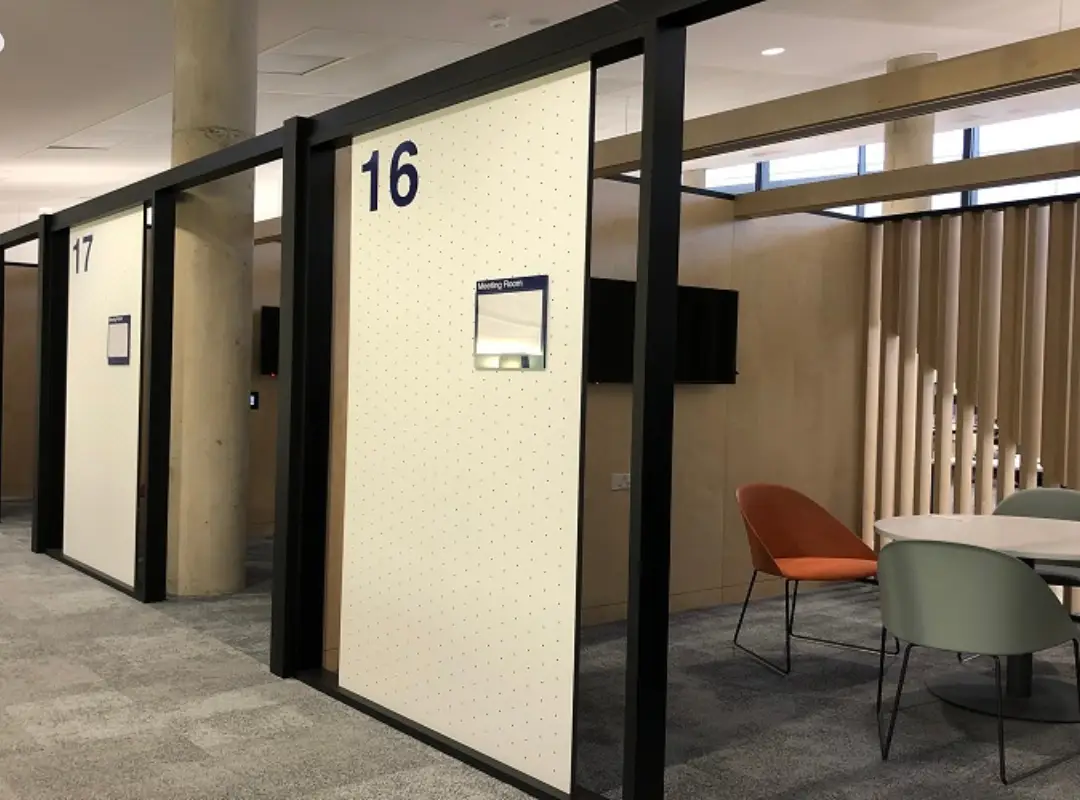 Liverpool John Moores University (2)