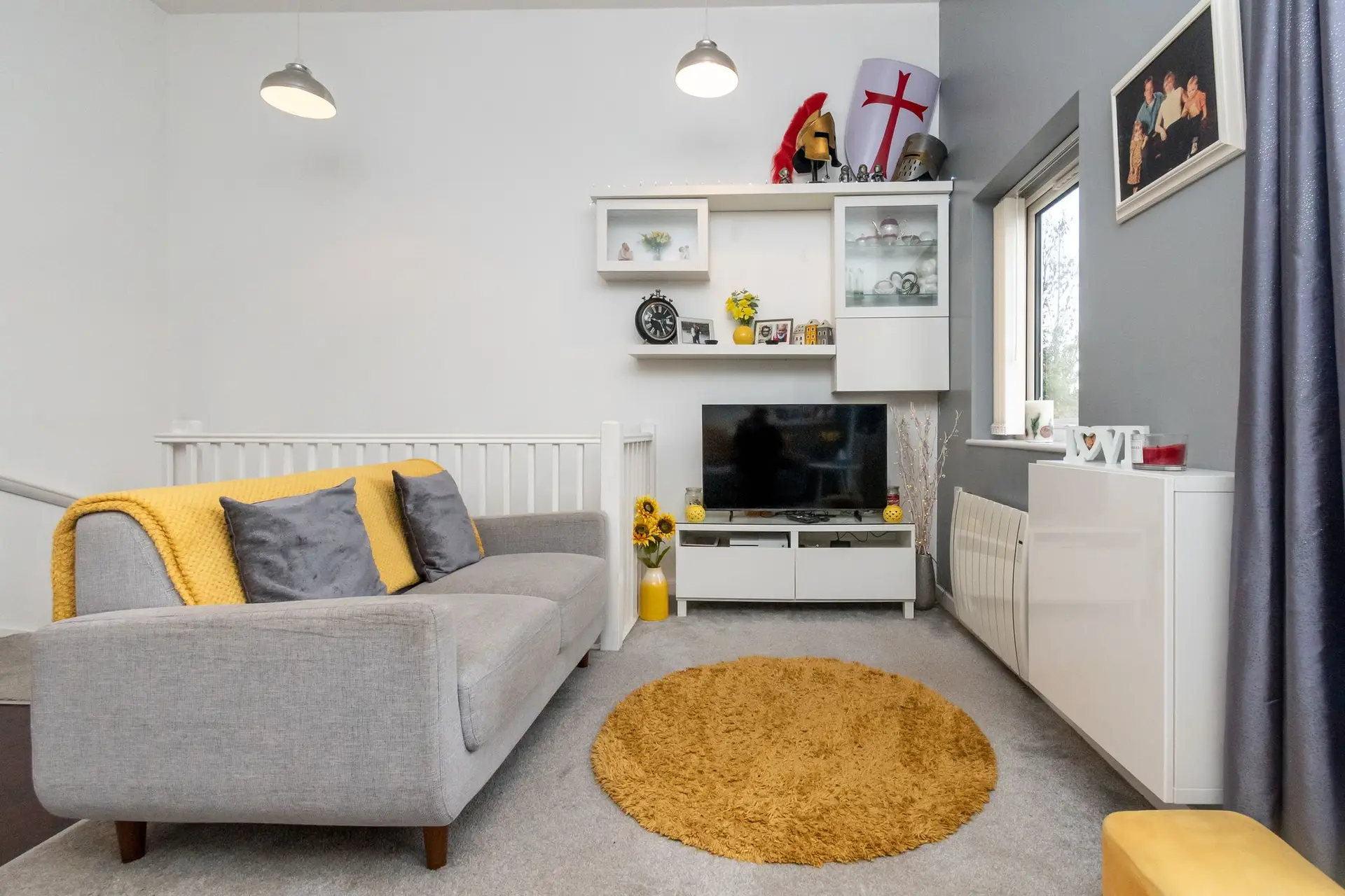 Kingfisher square (2)